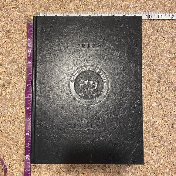 1993-1994 University of Maine Orono Prism Yearbook - Picture 2 of 16